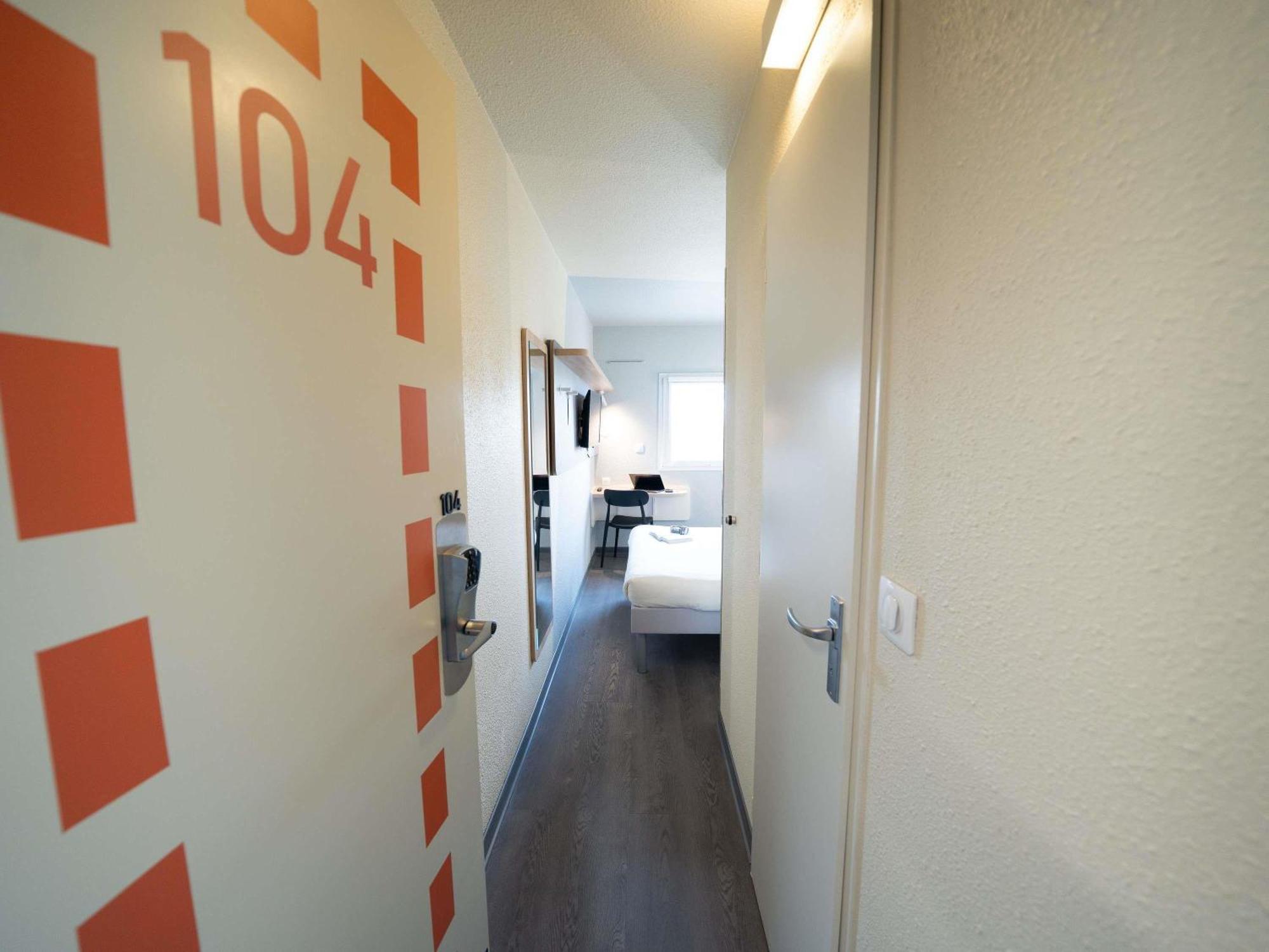 Ibis Budget Narbonne Est Narbona Exterior foto